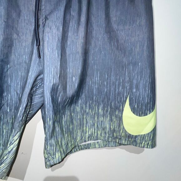 Nike Men's Black Green Gradient Mesh Drawstring Swoosh Athletic Swim Trunks XL - Picture 4 of 9